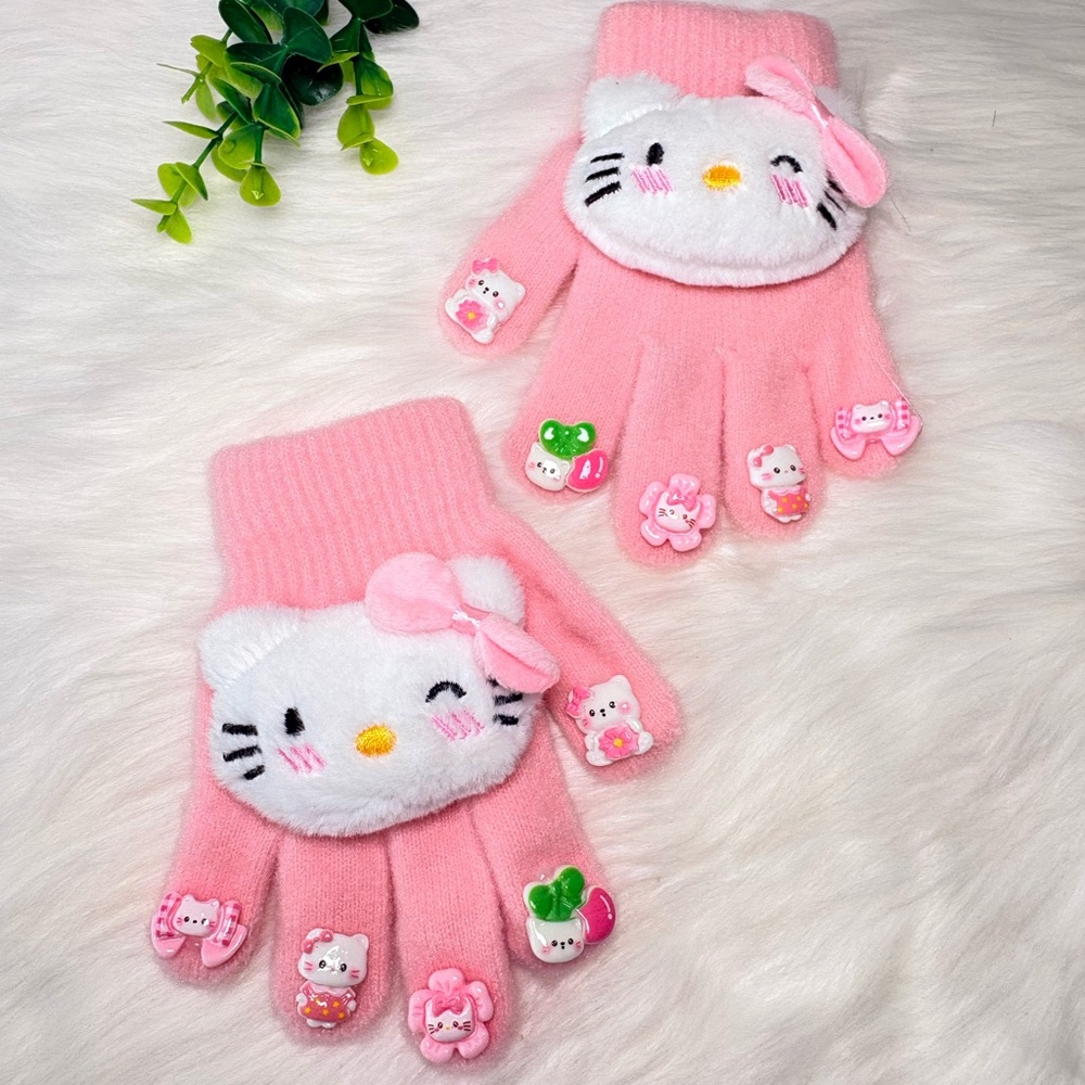 Cute‎ Hello Kitty Kids Fuzzy Gloves